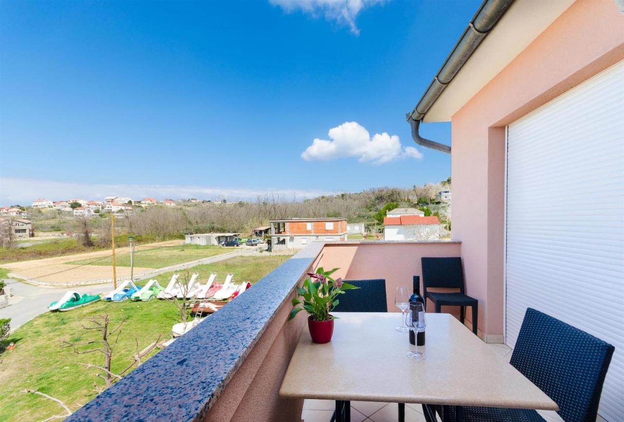 Apartments And Room Ljubica Lopar Extérieur photo