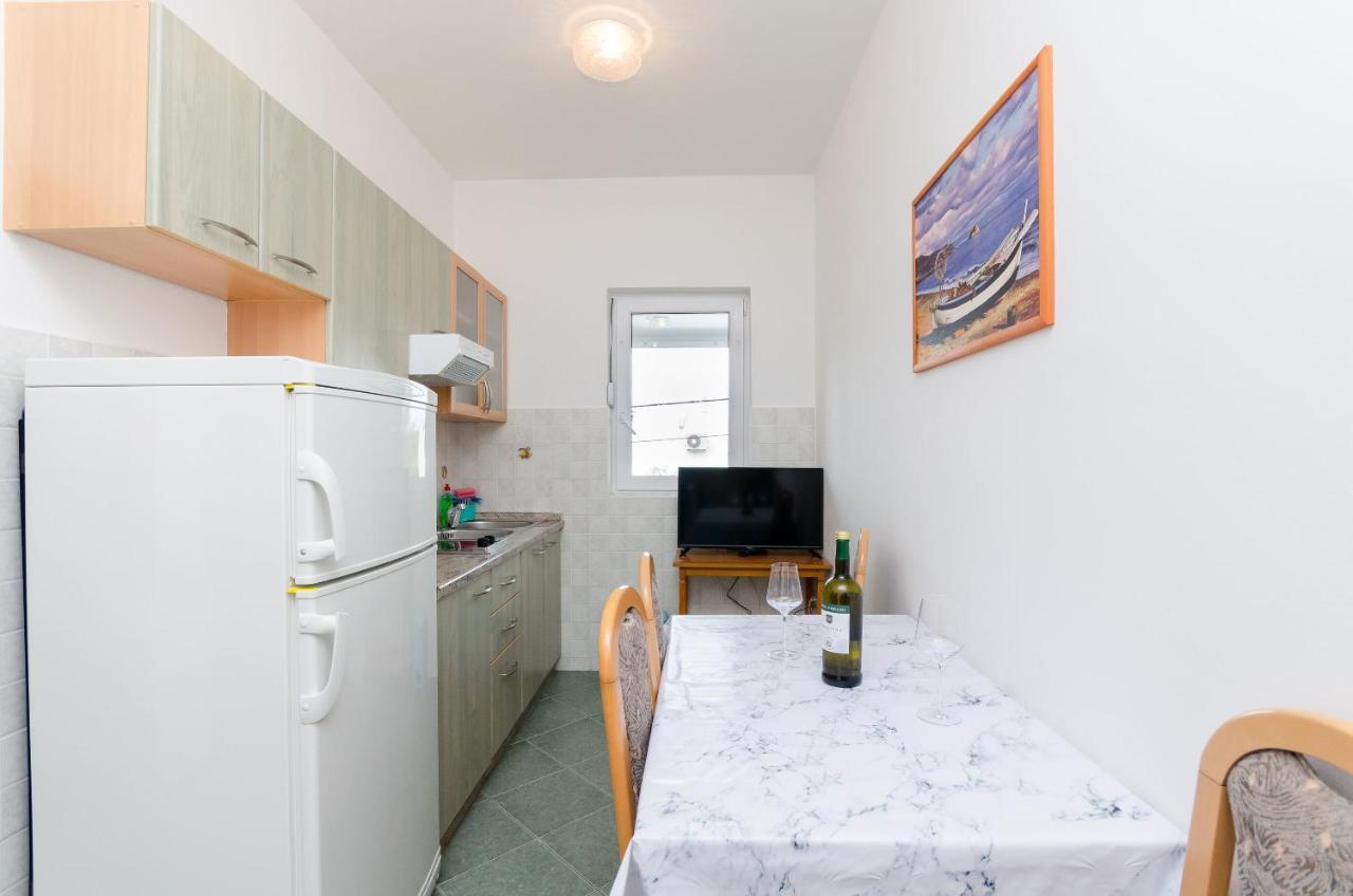 Apartments And Room Ljubica Lopar Extérieur photo